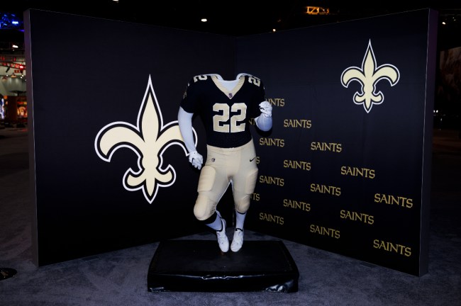New Orleans Saints Reveal New Gorgeous Black Helmet