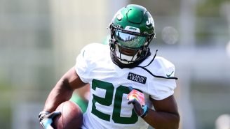 New York Jets Fans Are Hyped After Rookie RB Breece Hall Dashes For A Touchdown