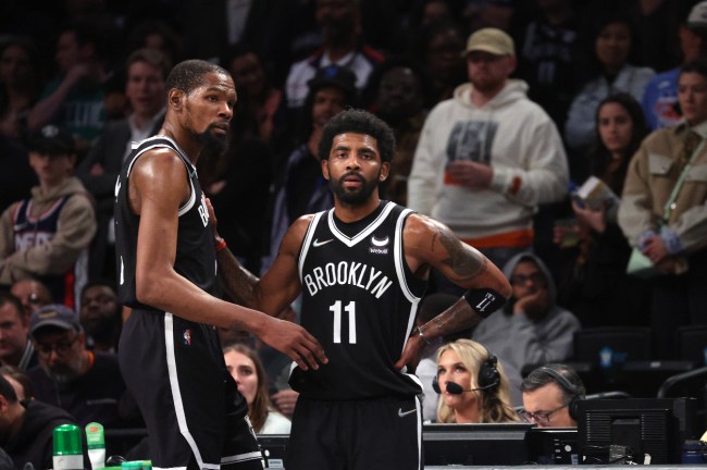 Nets Fans Are Through The Roof As Kevin Durant, Kyrie Irving Practice