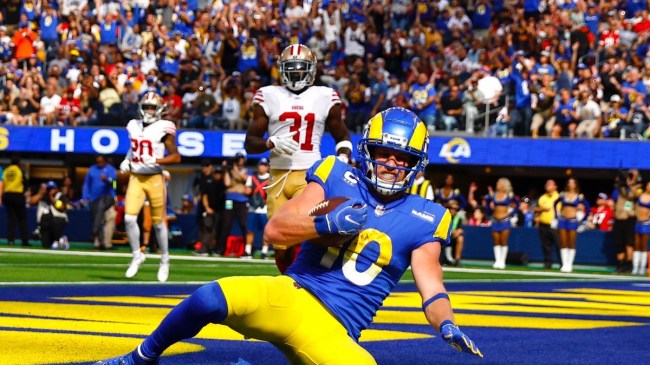INGLEWOOD, CALIFORNIA - OCTOBER 30: Cooper Kupp #10 of the Los Angeles Rams catches the ball for a touchdown during the second quarter against the San Francisco 49ers at SoFi Stadium on October 30, 2022 in Inglewood, California. (Photo by Ronald Martinez/Getty Images)