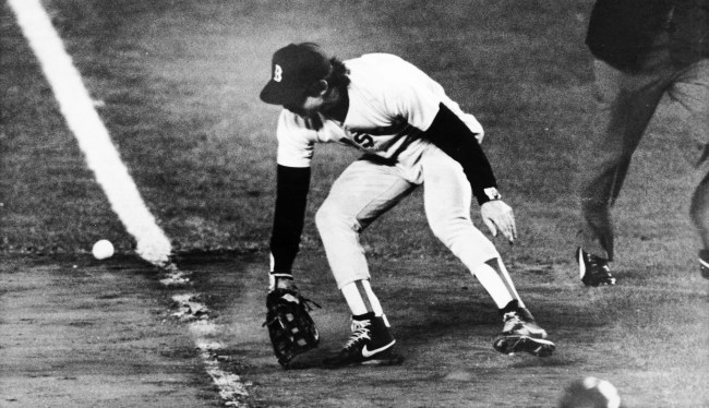 Bill Buckner fails to field a ground ball during the 1986 World Series